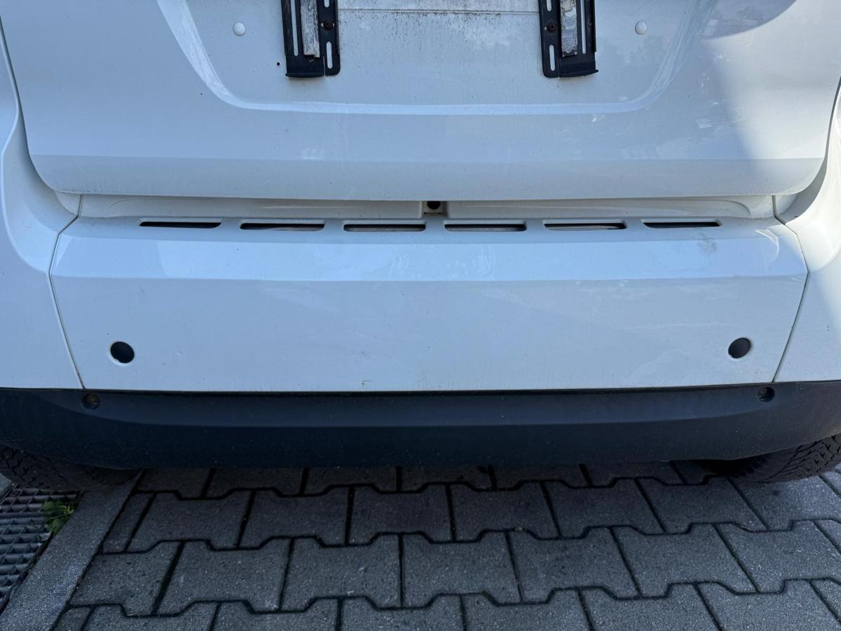 Smart Fortwo 451 Coupe original Stoßstange Stoßfänger hinten Mittelteil weiß BJ07